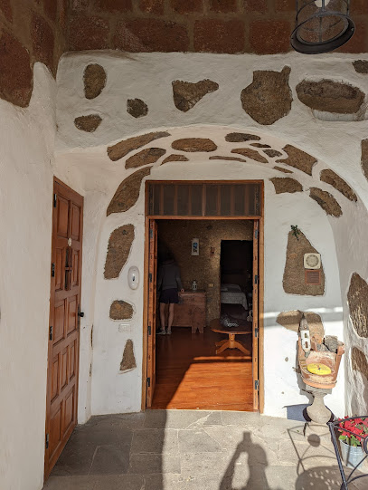 Casa Cueva Las Margaritas